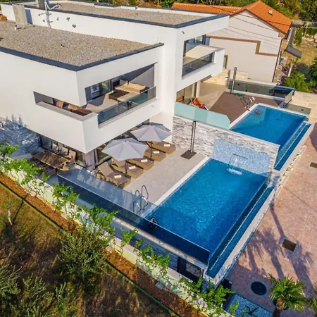 Lorena Stylish Sea View Crikvenica