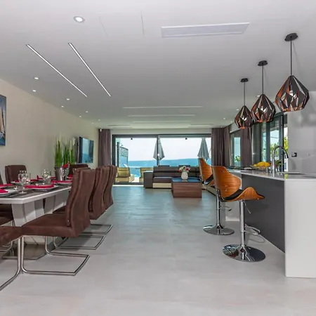 Lorena Stylish Sea View Crikvenica